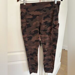 Lululemon Fast And Free High Rise Leggings. Heritage 365 Camo Brown Earth Multi.
